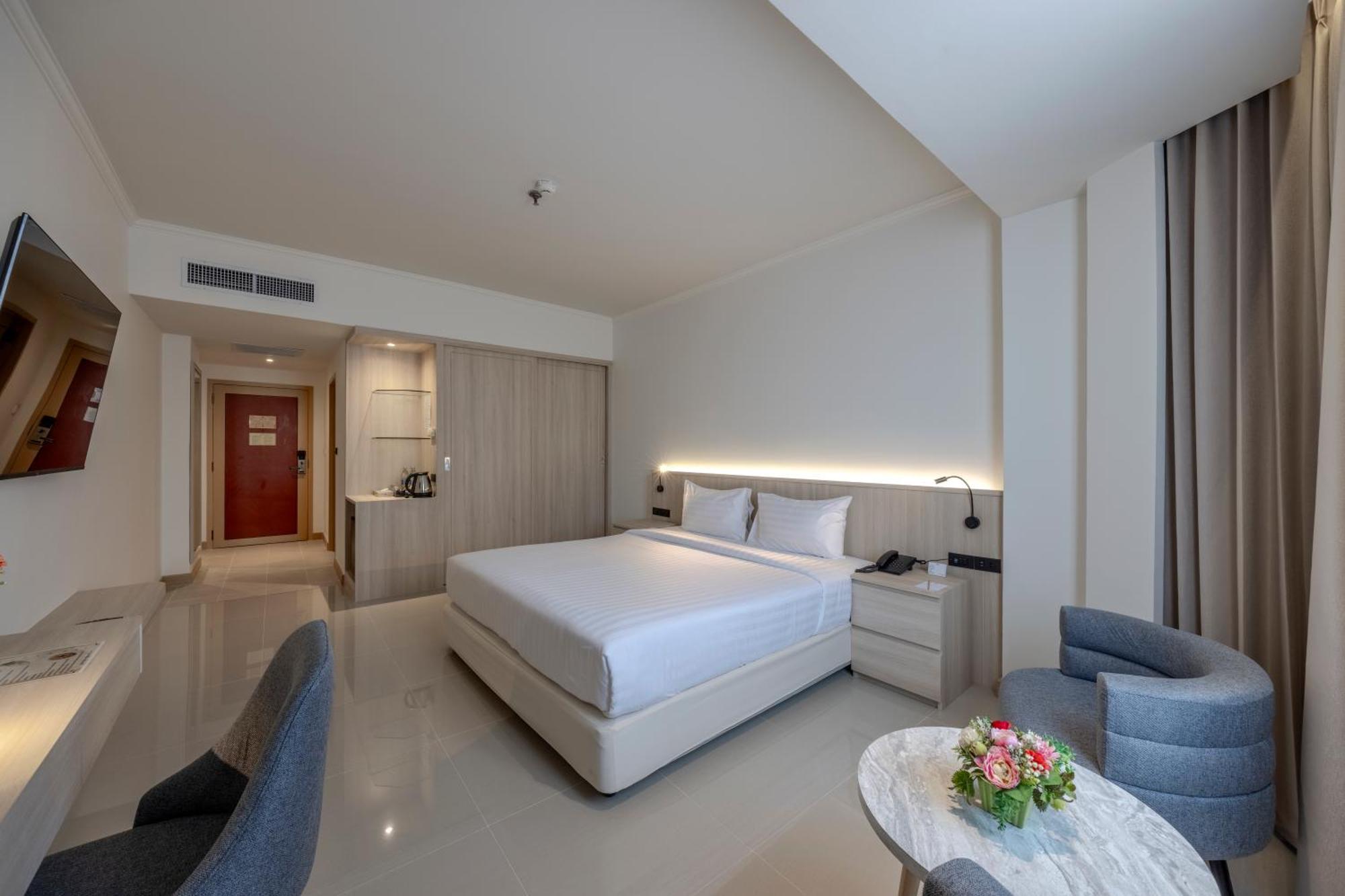 The Maruay Garden Hotel Bangkok Exterior foto